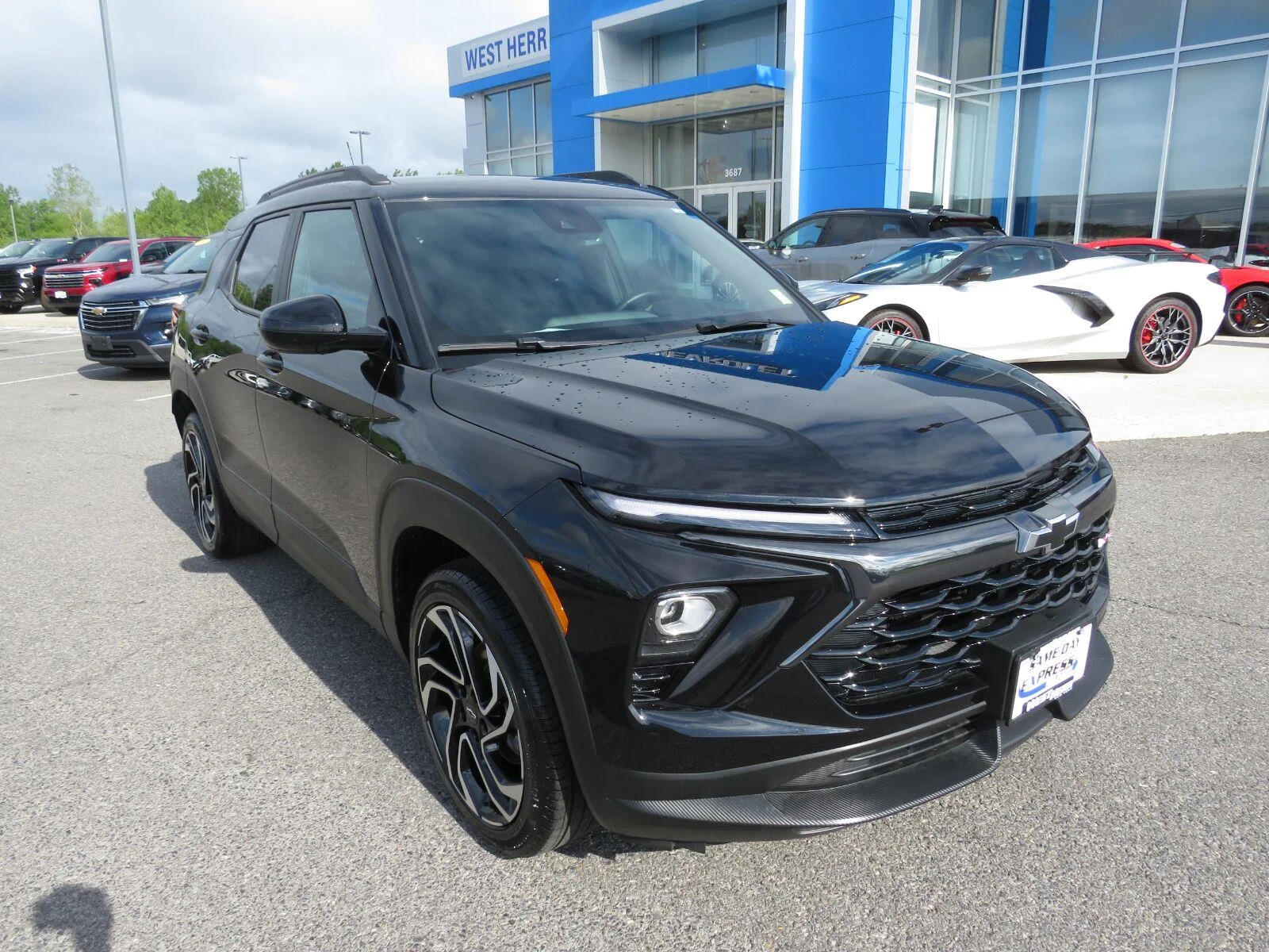 Used 2025 Mosaic Black Metallic Chevrolet RS image 2