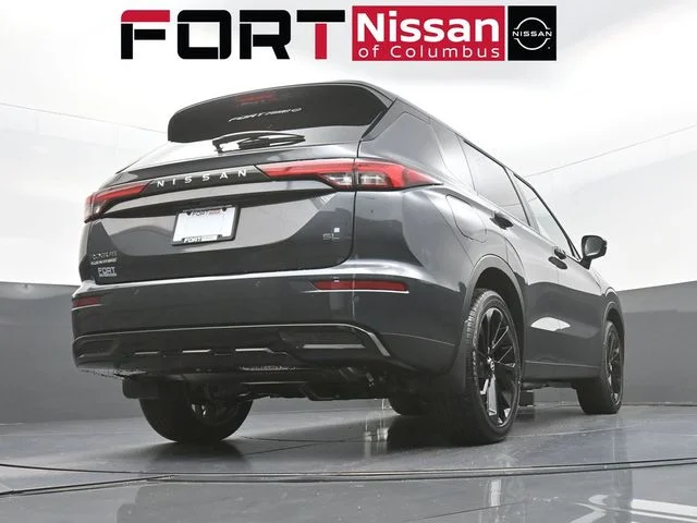 New 2026 Gray Nissan SL image 39