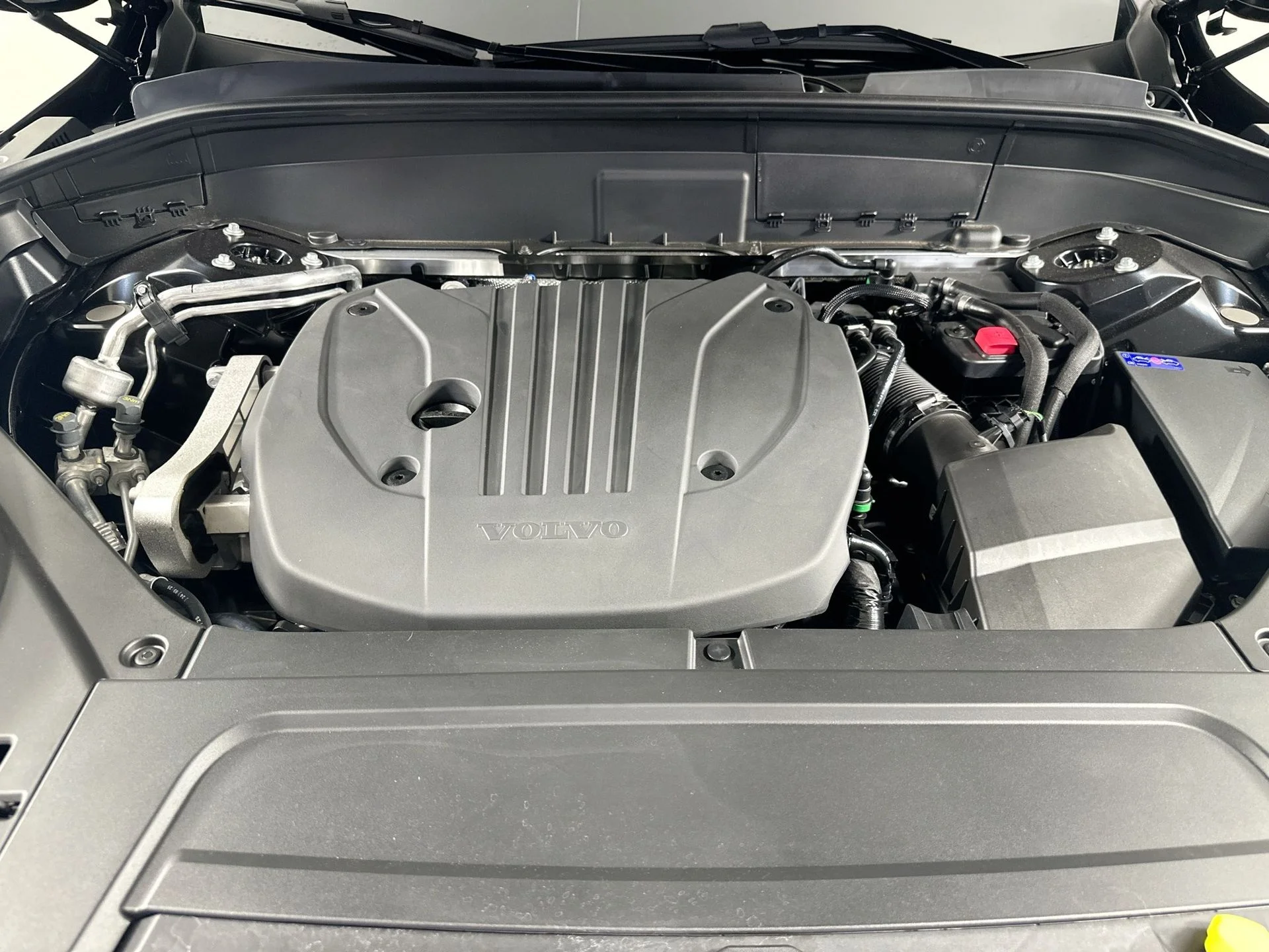 2026 Volvo XC90 Plus - Photo 32