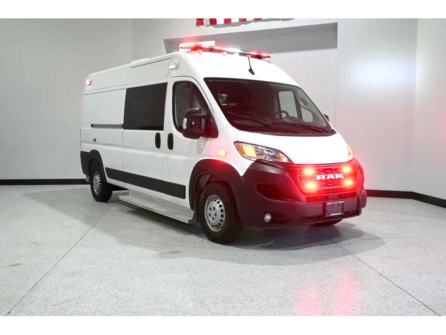 New 2025 WHITE Ram Tradesman image 2