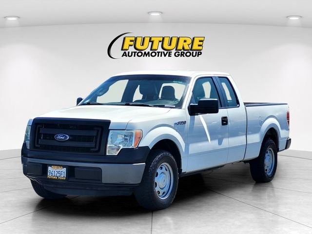 Used 2013 White Ford XL image 8