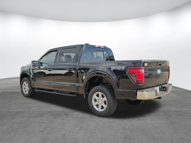New 2026 Agate Black Metallic Ford XLT image 32