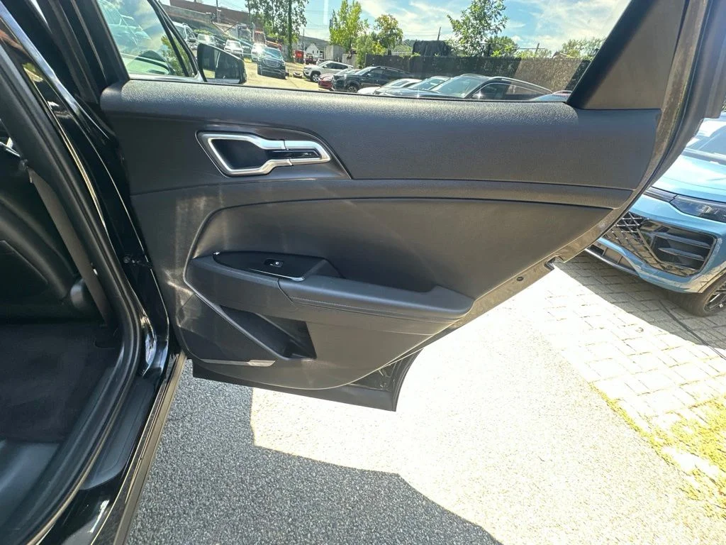 Used 2025 Black Kia EX image 34