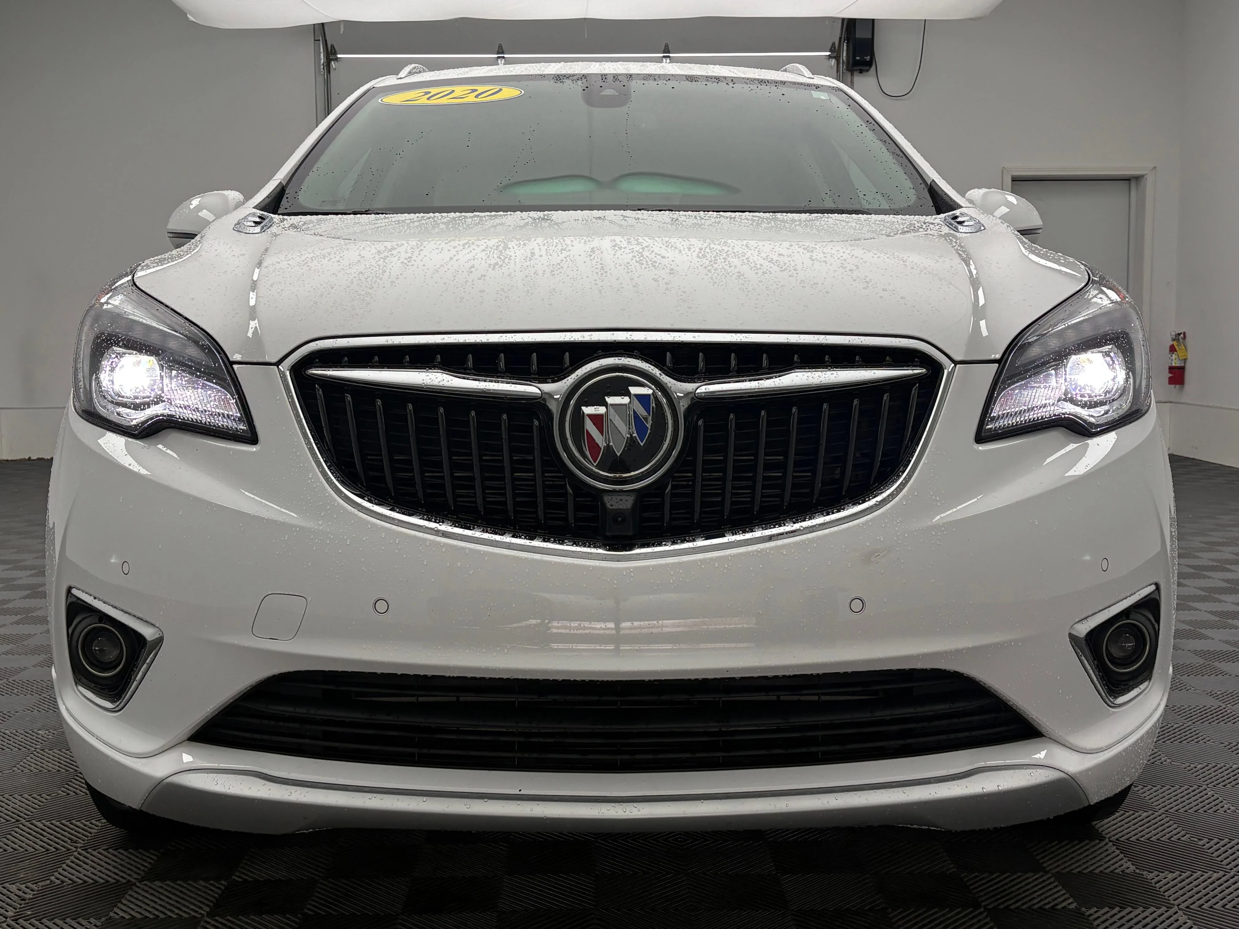 Used 2020 SUMMIT WHITE Buick Premium II image 14