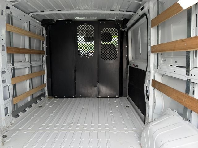 Used 2025 White Ram Base image 12