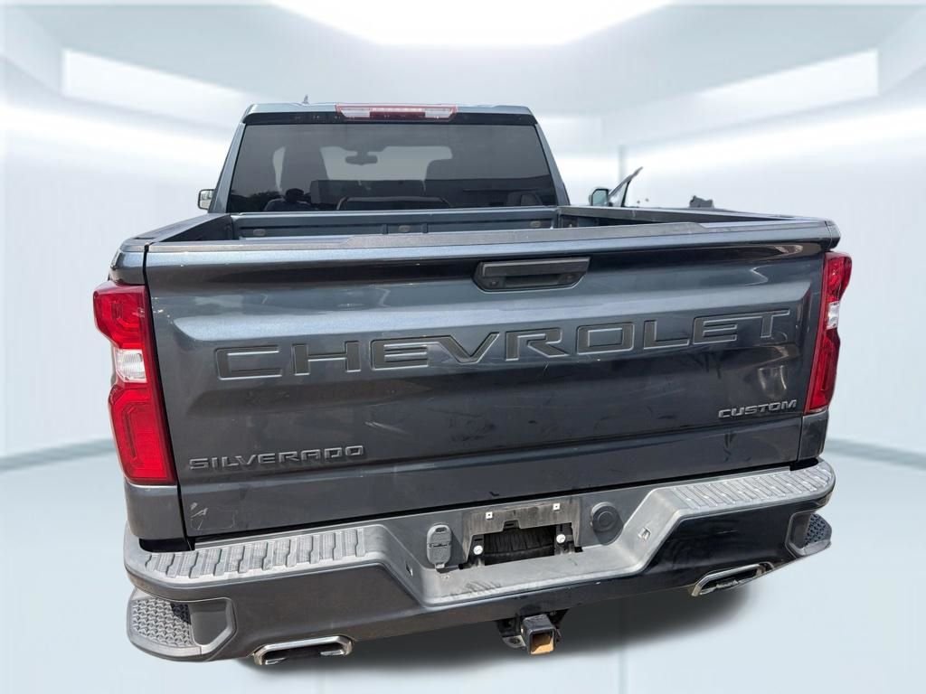 Used 2020 Gray Chevrolet Custom image 7