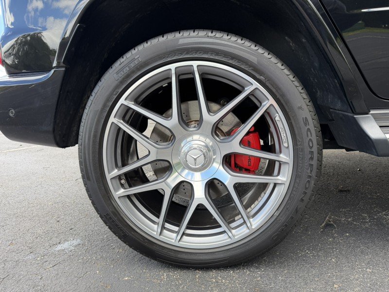 Used 2021  Mercedes-Benz AMG® G 63 image 30