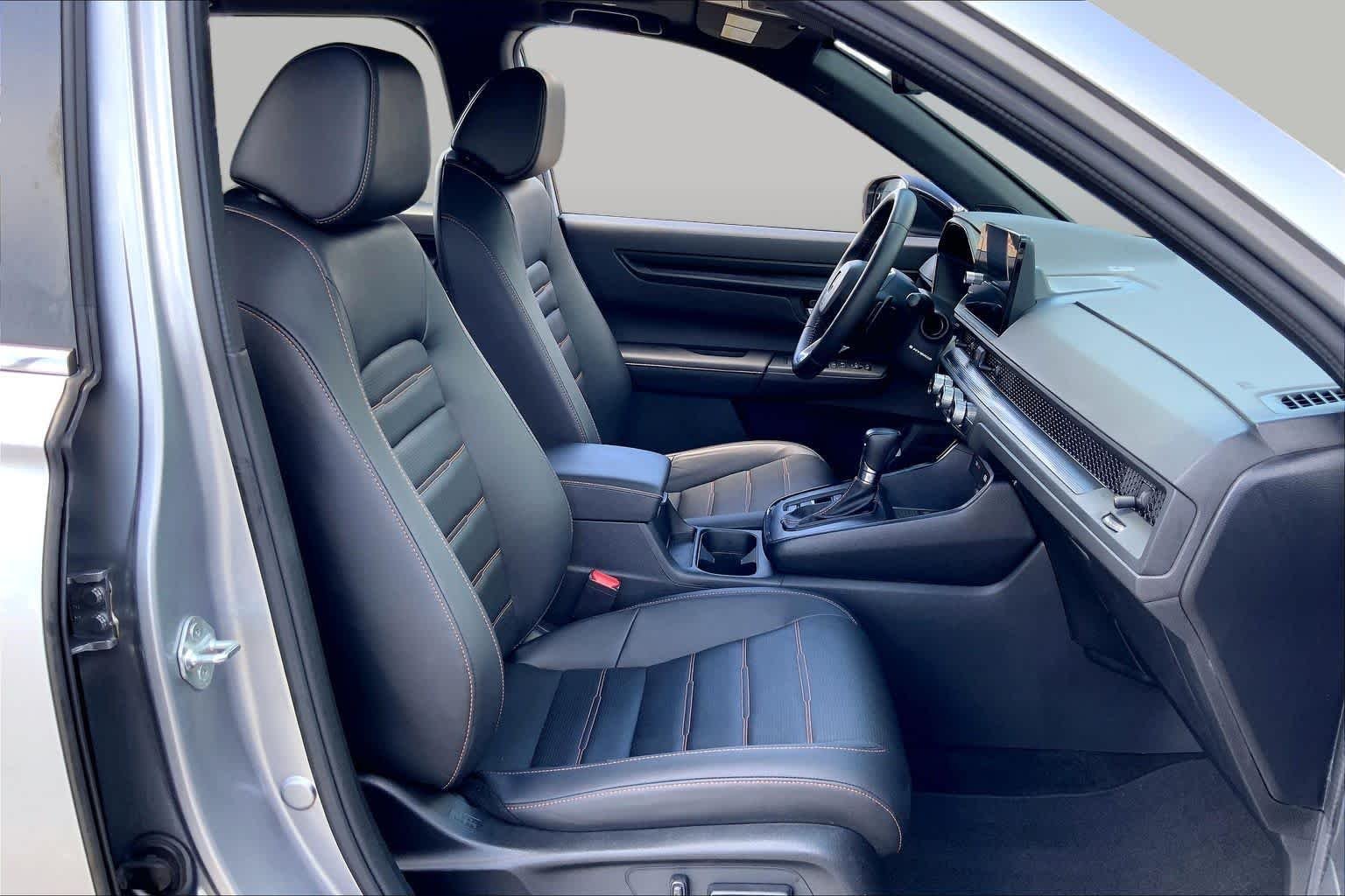 Used 2024 Lunar Silver Metallic Honda Sport-L image 9