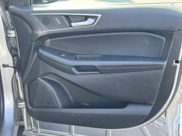 Used 2024 Silver Ford SEL image 21