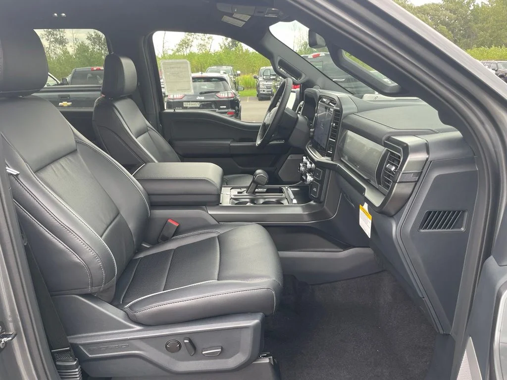 New 2026 Carbonized Gray Metallic Ford Lariat® image 14