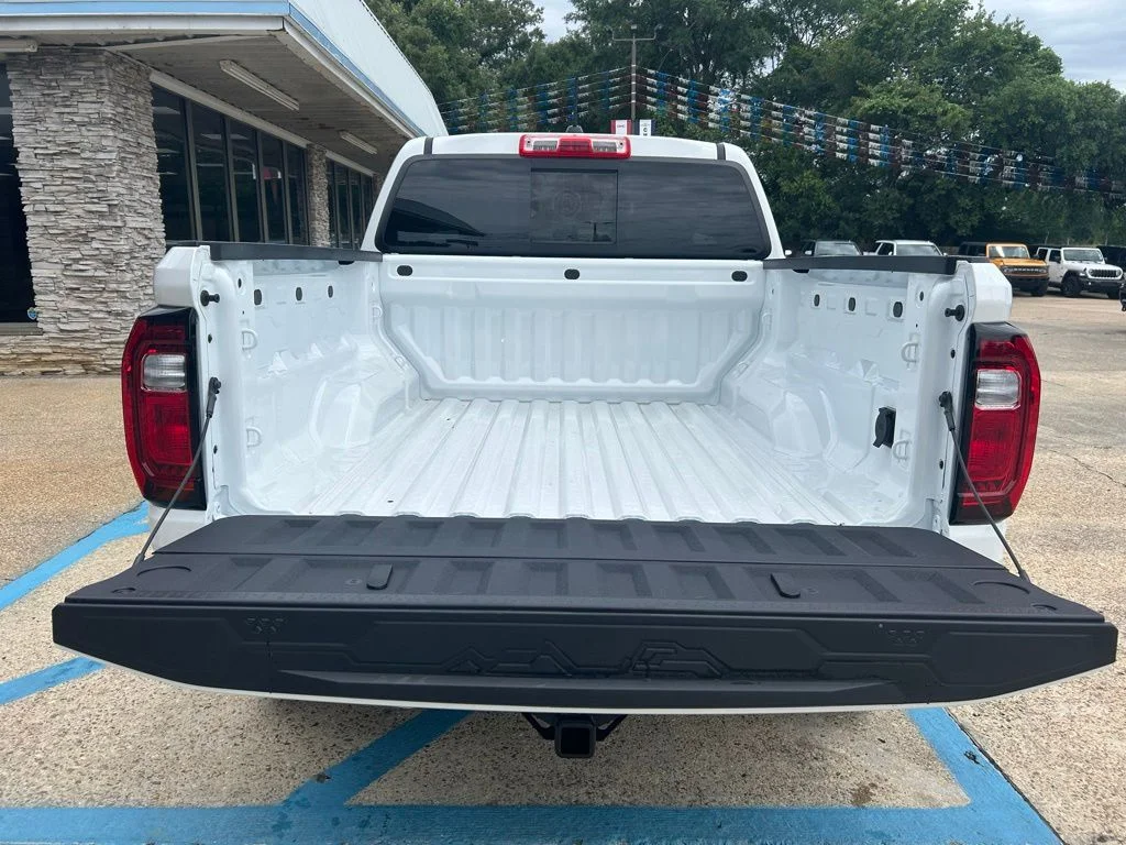 New 2026 White GMC Elevation image 6