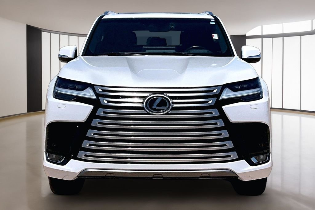 Used 2024 White Lexus 600 Luxury image 3
