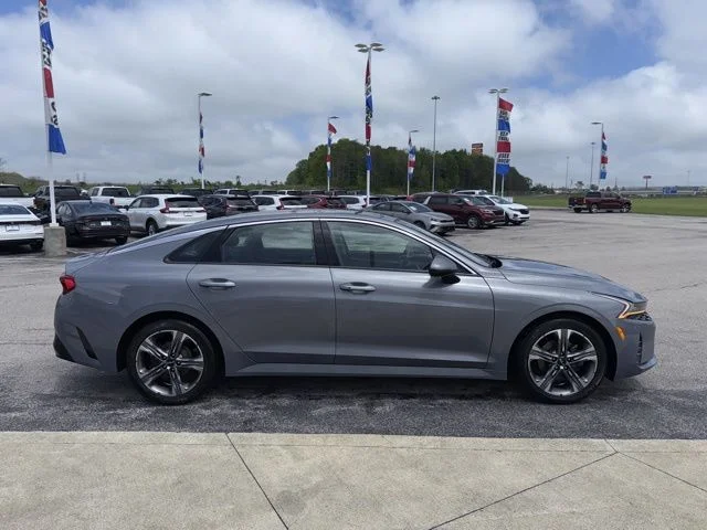 Used 2023 Silver Kia EX image 4