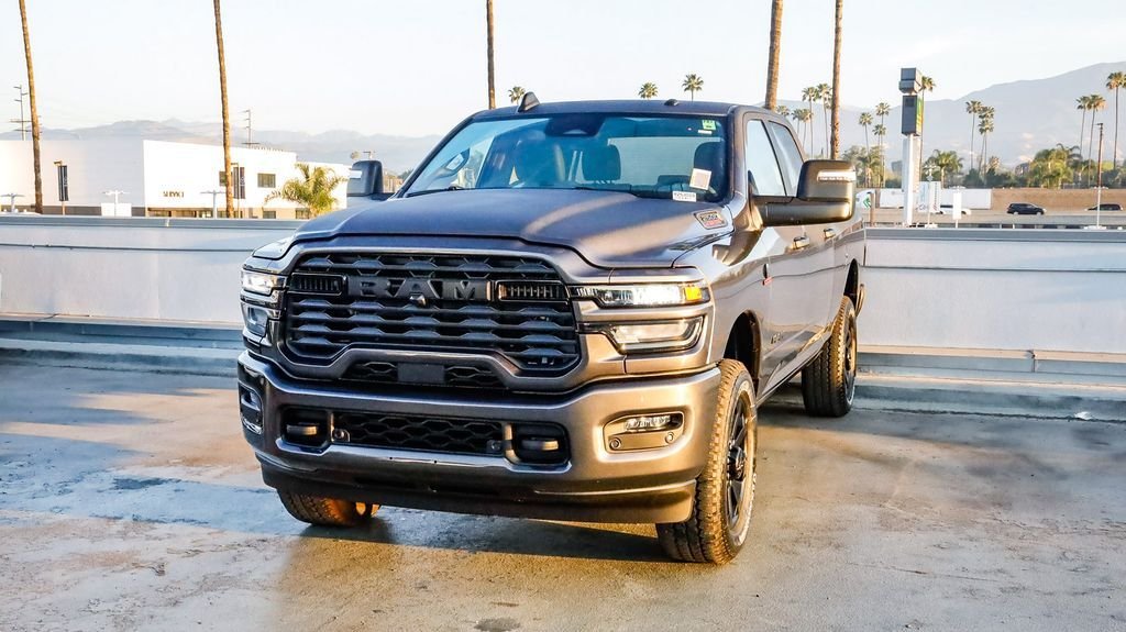 New 2026 Crystal Metallic Ram Big Horn image 4
