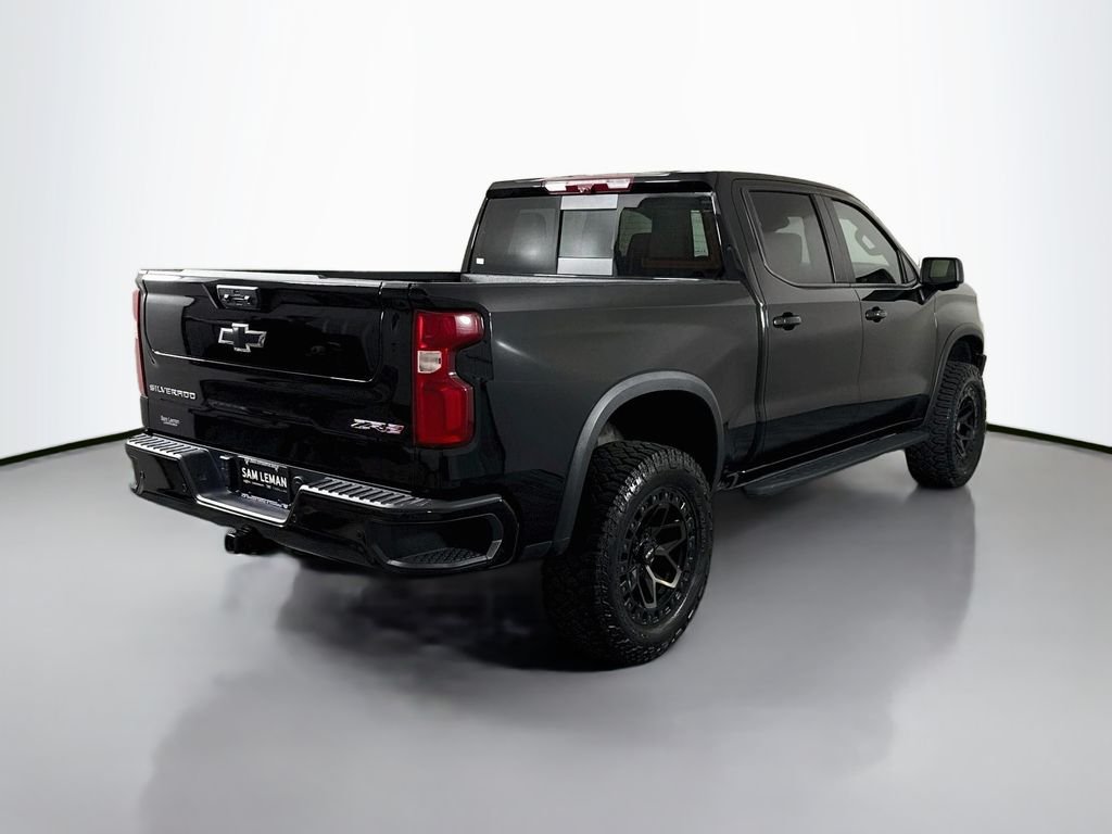 Used 2025 Black Chevrolet ZR2 image 7
