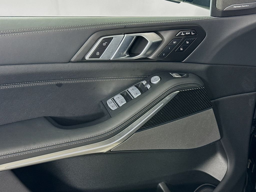 2024 BMW X7 ALPINA XB7 - Photo 18