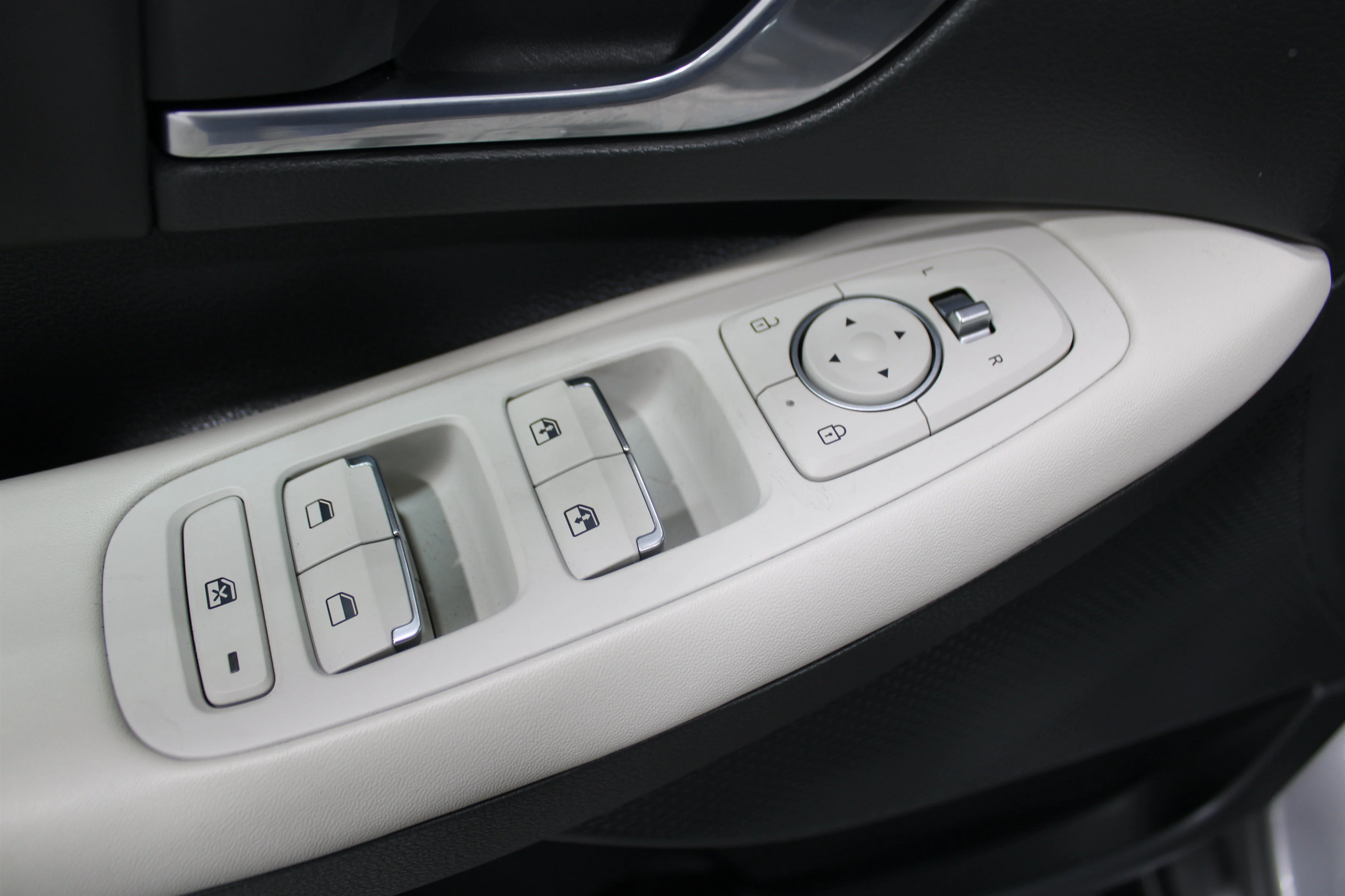2023 Hyundai Sonata SEL - Photo 7