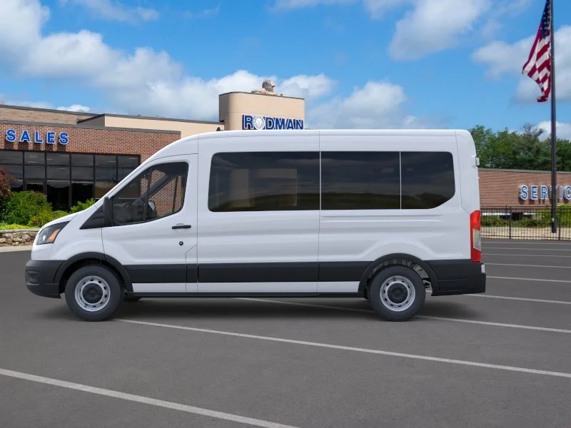 New 2026 Oxford White Ford Passenger Van XL image 3