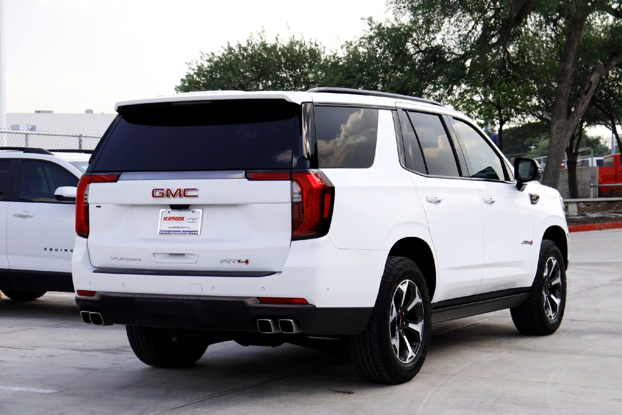 Used 2026 Summit White GMC AT4 Ultimate image 5