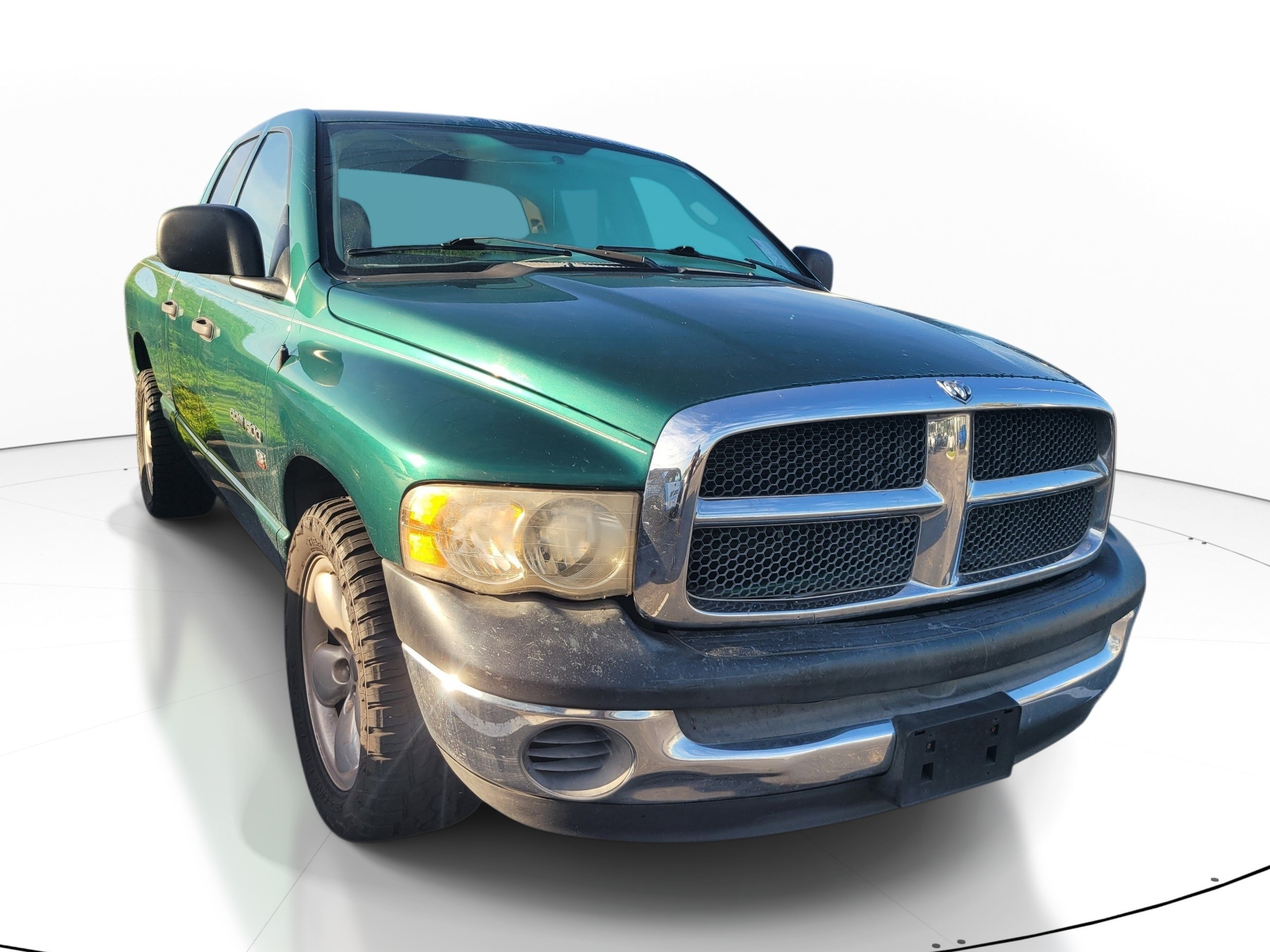 Used 2003  Dodge ST image 1