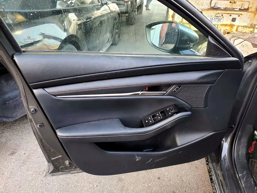 Used 2023 Machine Gray Metallic Mazda 2.5 S Preferred image 10
