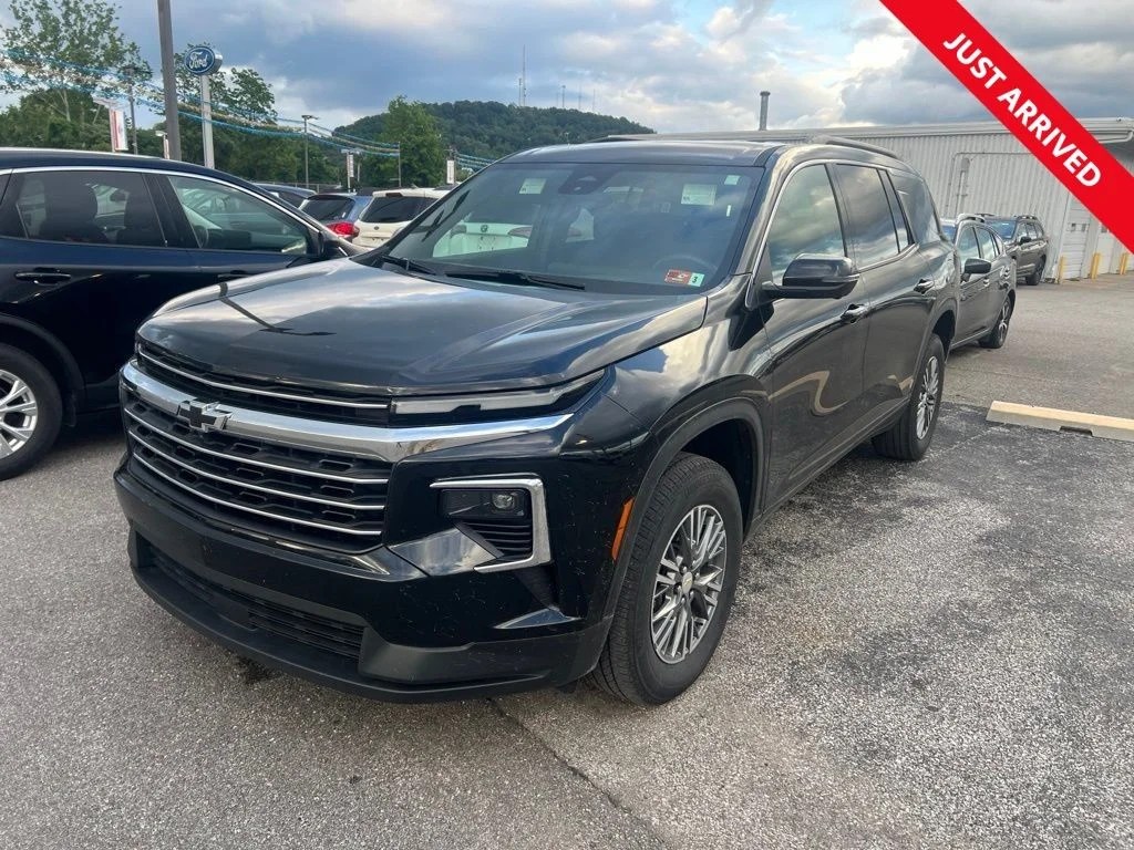 Used 2025 Black Chevrolet LT image 1