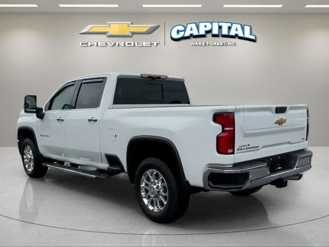 Used 2025 Summit White Chevrolet LTZ image 3