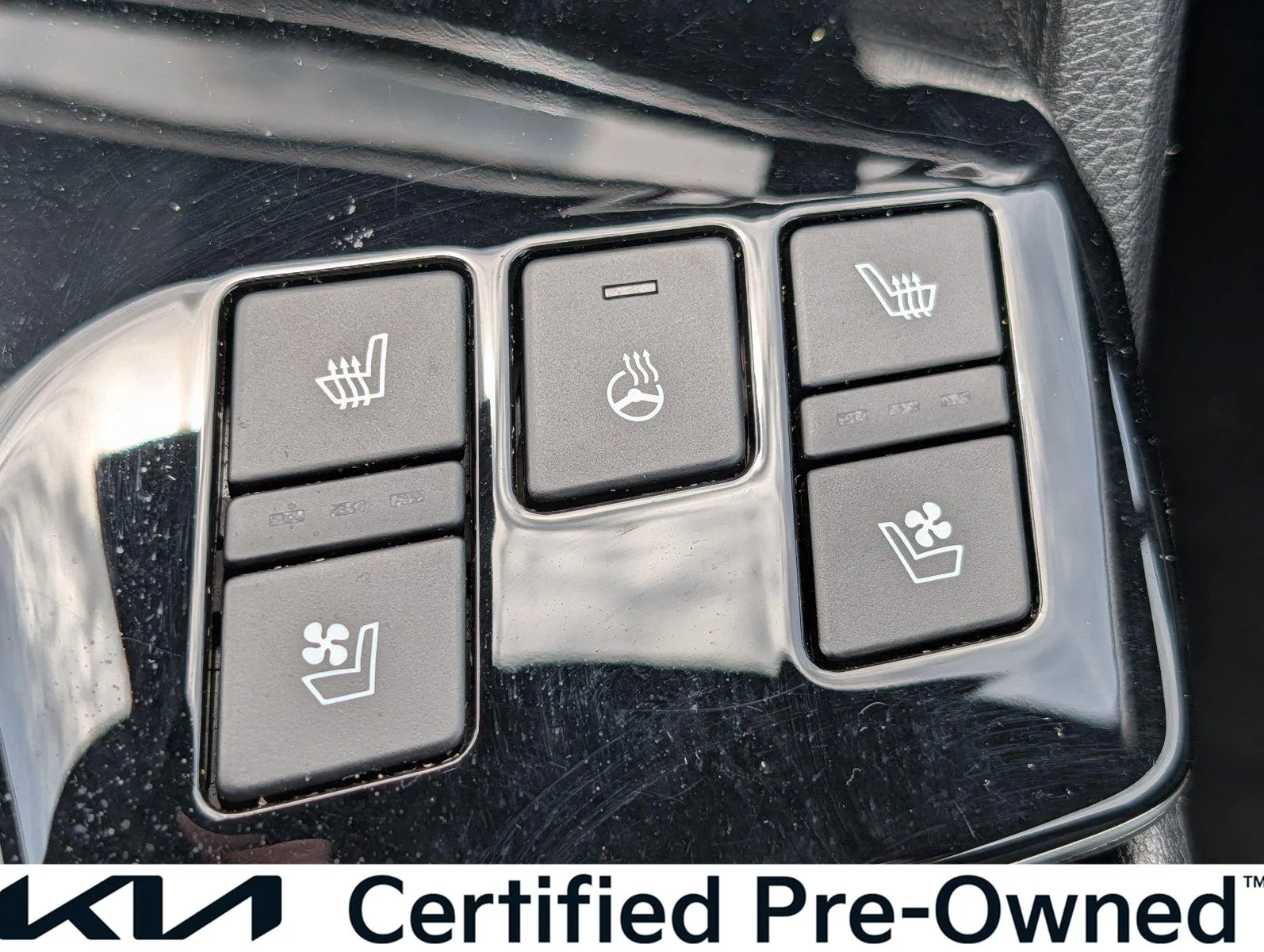 Used 2024 Jungle Green/Ebony Black Roof Kia X-Pro Prestige image 22