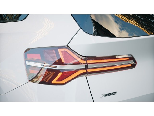 New 2026 Alpine White BMW 30 xDrive image 8