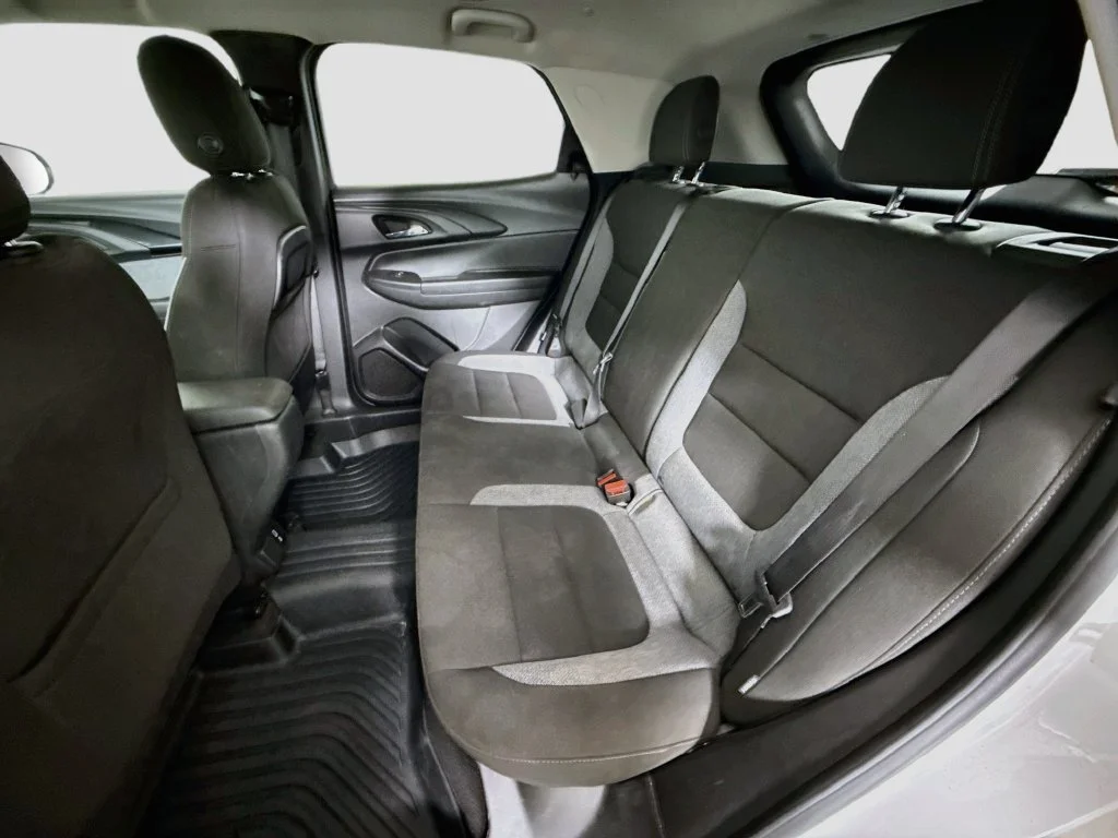 Used 2023 White Chevrolet LT image 22