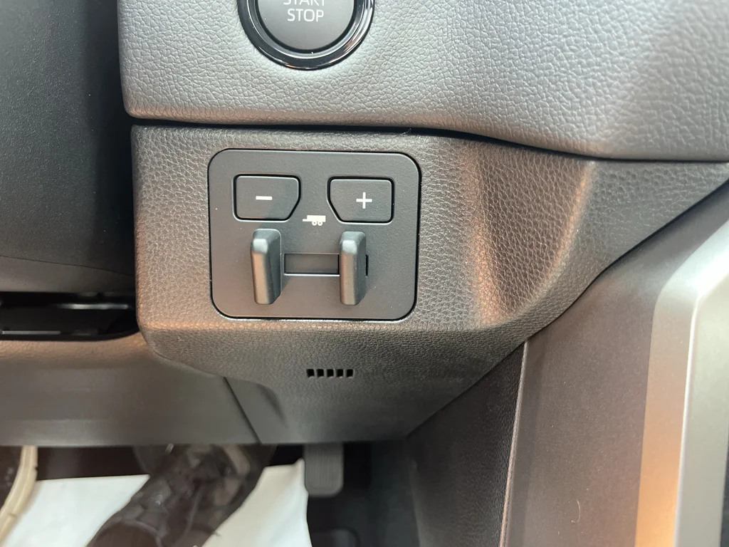 2026 Toyota Tundra Limited - Photo 32