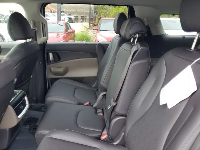 New 2026 Ivory Silver Kia EX image 25