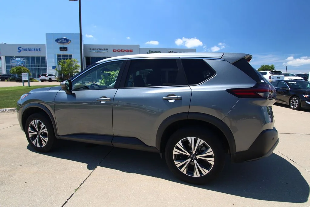 Used 2023 Gray Nissan SV image 14