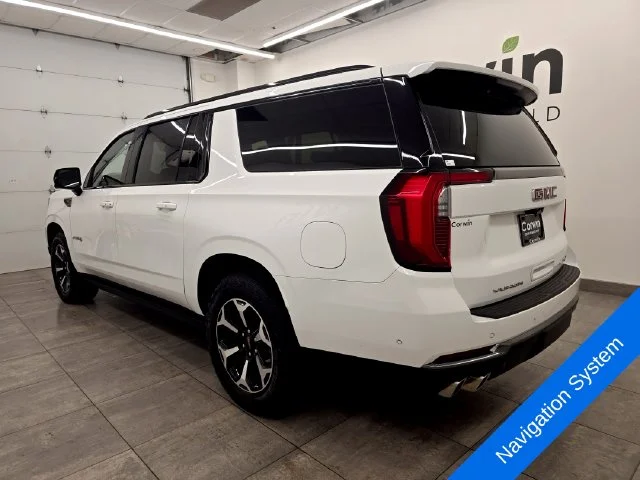 Used 2025 Summit White GMC AT4 image 3