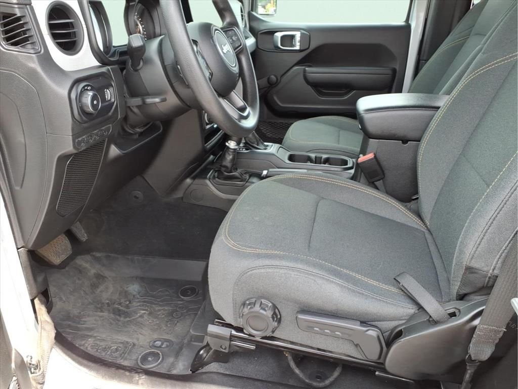 Used 2024 Silver Jeep Sport image 16