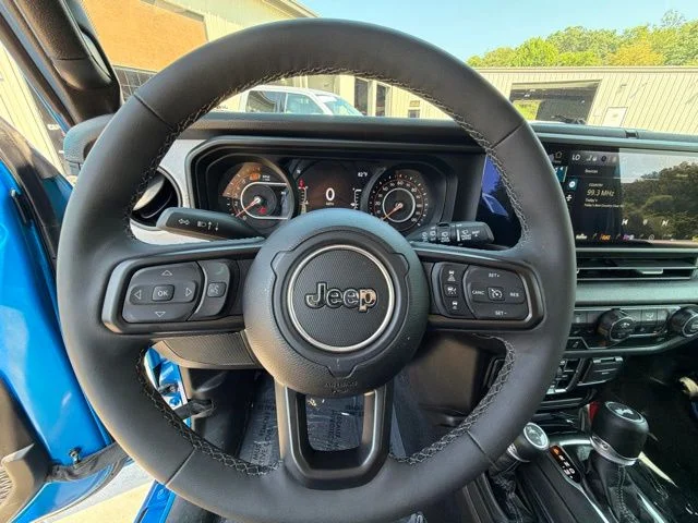 Certified Used 2025 Blue Jeep Sport S image 24