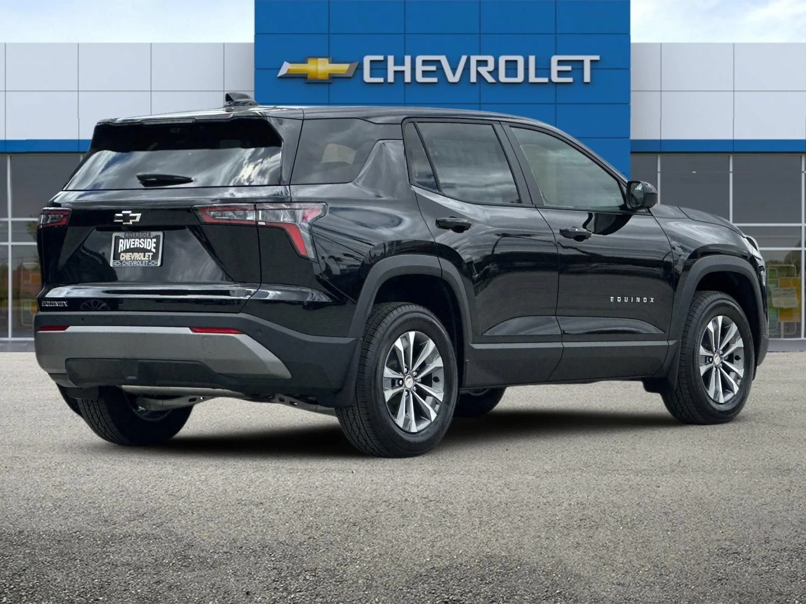 2026 Chevrolet Equinox LT - Photo 4