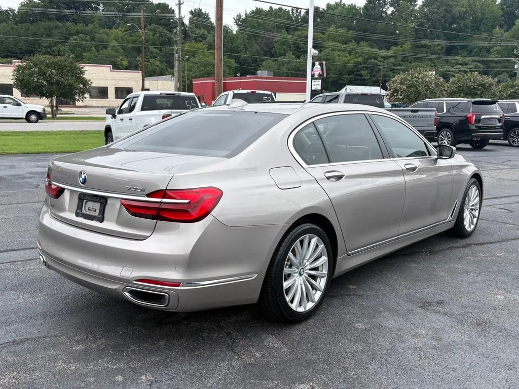 Used 2018 Gold BMW 740i image 7