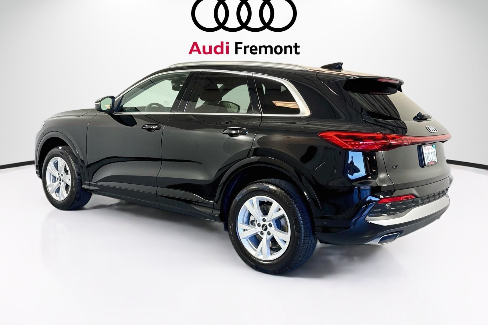 Used 2025 Mythos Black Metallic Audi Premium image 8