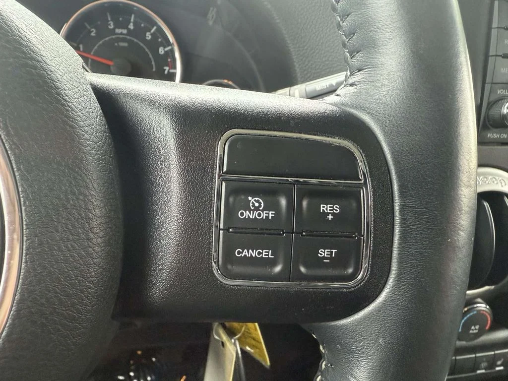 Used 2016 Silver Jeep Unlimited Rubicon image 25