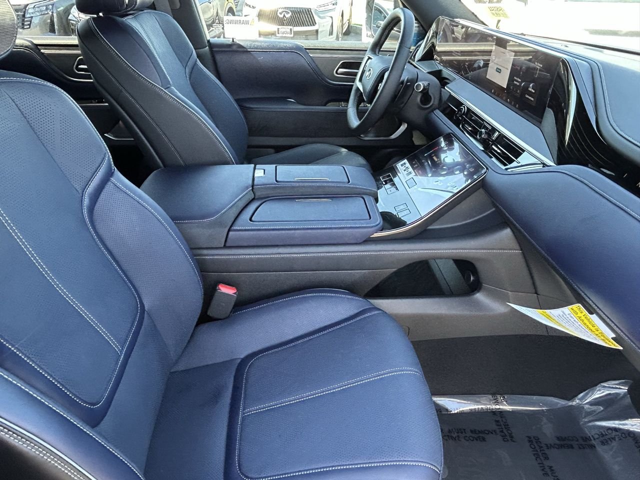2027 INFINITI QX80 Sport - Photo 9