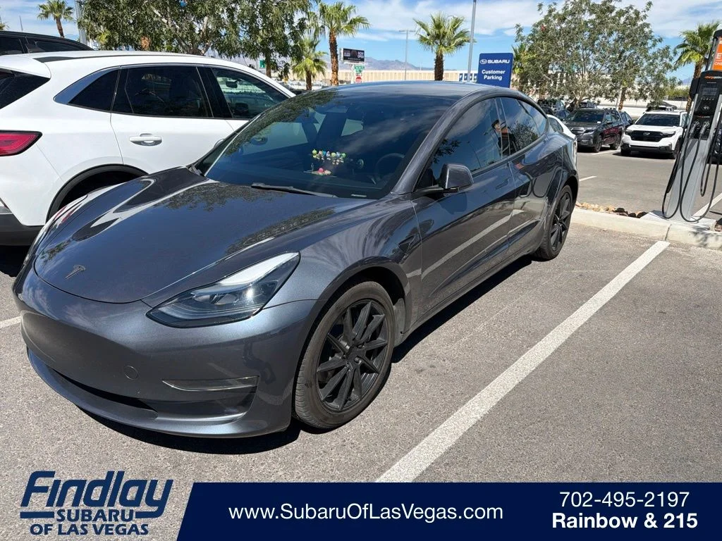 Used 2023  Tesla Base image 1