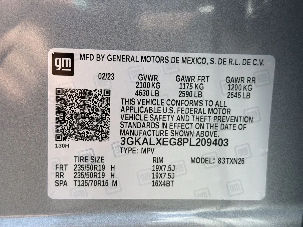 Used 2023 Silver GMC Denali image 41