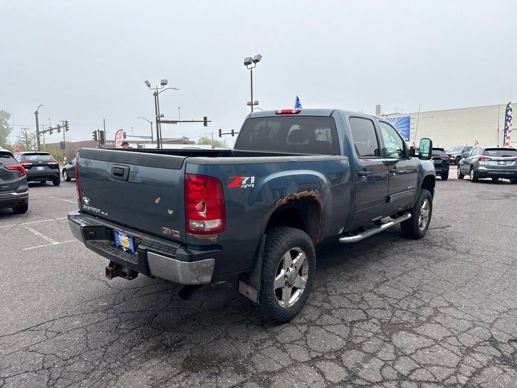 Used 2013 Stealth Gray Metallic GMC SLE image 9