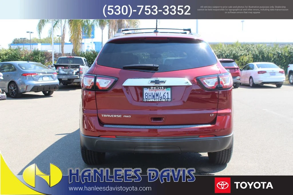 Used 2017 Red Chevrolet 2LT image 8