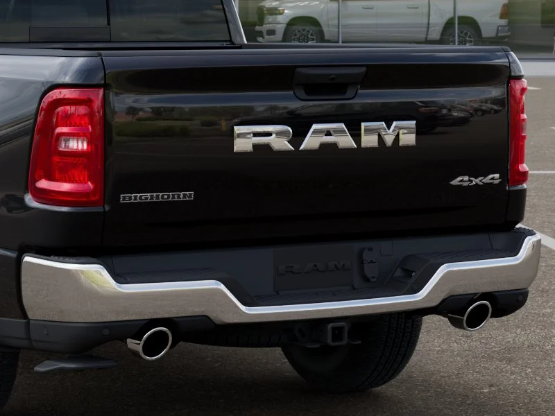 New 2026 Diamond Black Crystal Pearl-Coat Exterior Paint RAM Big Horn image 39