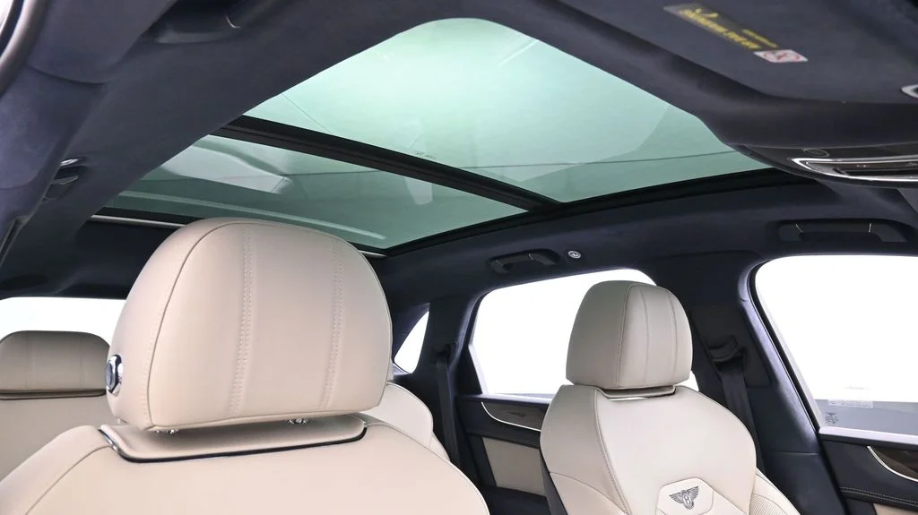 New 2026  Bentley V8 image 24