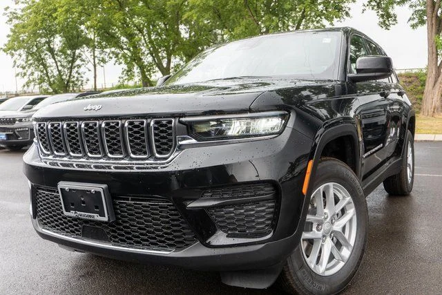 2026 Jeep Grand Cherokee Laredo X