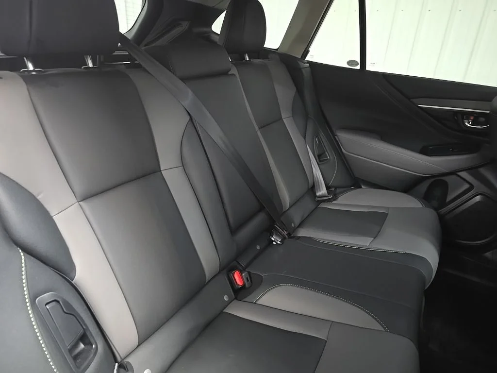 Used 2024 Silver Subaru Onyx Edition image 17