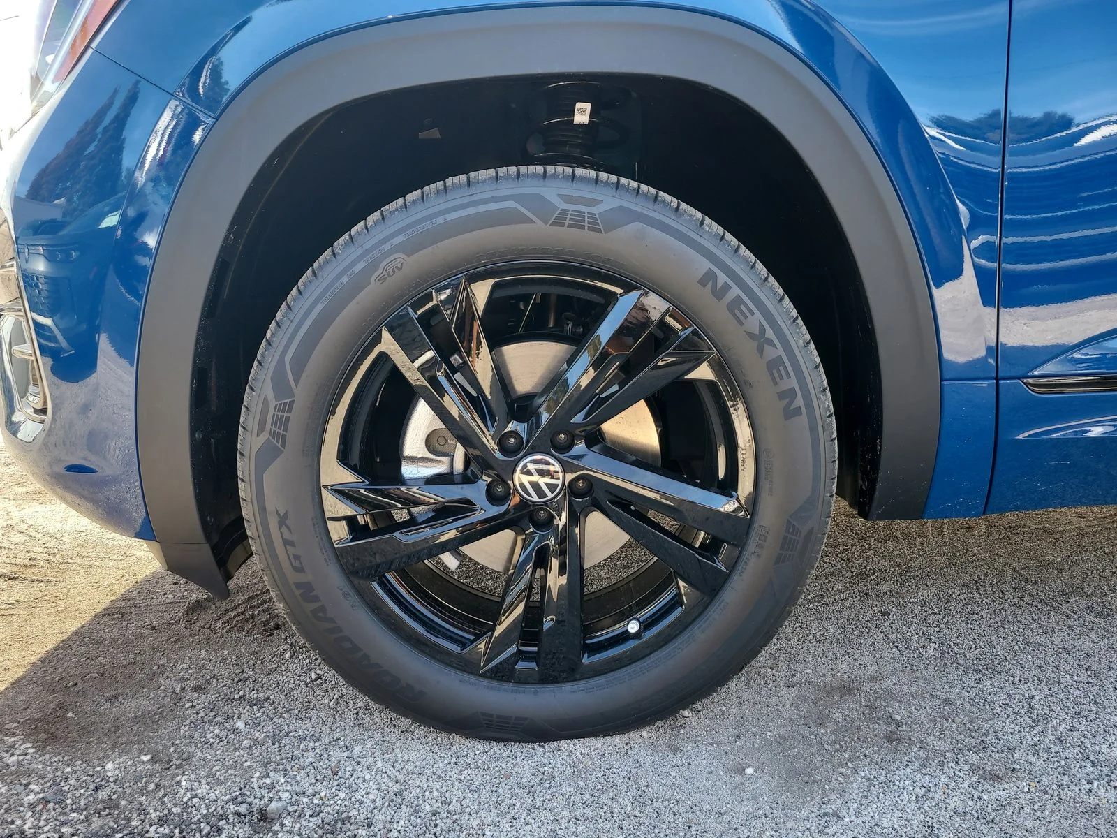2026 Volkswagen Atlas Cross Sport SEL R-LINE - Photo 10